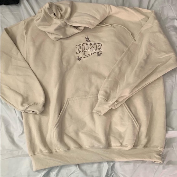 butterfly hoodie - Picture 3 of 3